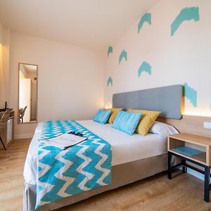 Camera con letto king size